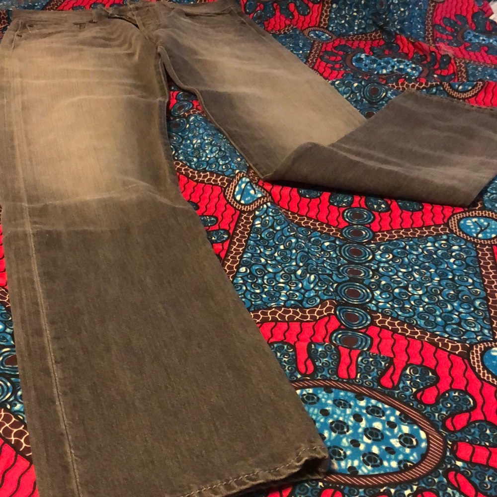 Grey Acid Wash Levi Jeans